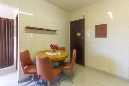 Apartamento à venda com 94m², 3 quartos e 1 vaga Apartamento à venda com 94m², 3 quartos e 1 vagaCozinha