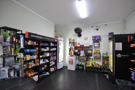 Apartamento à venda com 80m², 3 quartos e 2 vagasMini Market