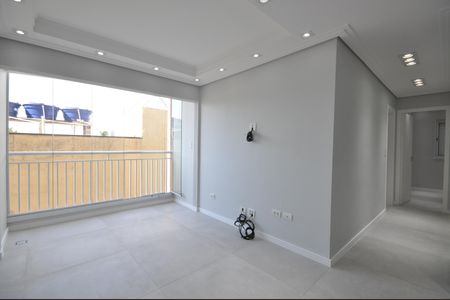 Sala de apartamento para alugar com 3 quartos, 80m² em Vila Nivi, São Paulo