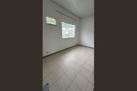 Casa de condomínio para alugar com 380m², 4 quartos e 1 vaga