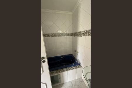 Casa de condomínio para alugar com 380m², 4 quartos e 1 vaga