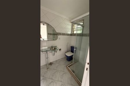 Casa de condomínio para alugar com 380m², 4 quartos e 1 vaga