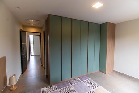 Casa à venda com 180m², 3 quartos e 2 vagas Casa à venda com 180m², 3 quartos e 2 vagasSuíte