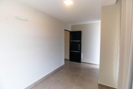 Casa à venda com 180m², 3 quartos e 2 vagas Casa à venda com 180m², 3 quartos e 2 vagasQuarto 2