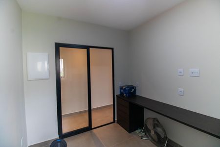 Casa à venda com 180m², 3 quartos e 2 vagas Casa à venda com 180m², 3 quartos e 2 vagasQuarto 1