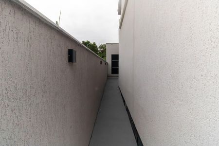 Casa à venda com 180m², 3 quartos e 2 vagas Casa à venda com 180m², 3 quartos e 2 vagasÁrea externa