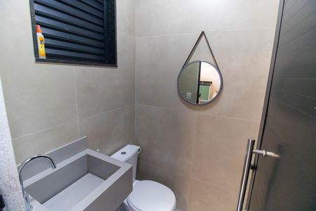 Casa à venda com 180m², 3 quartos e 2 vagas Casa à venda com 180m², 3 quartos e 2 vagasLavabo