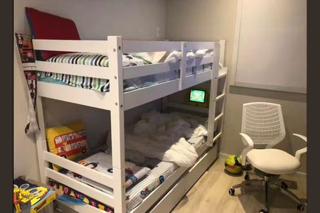 Quarto de apartamento para alugar com 2 quartos, 70m² em Barra da Tijuca, Rio de Janeiro