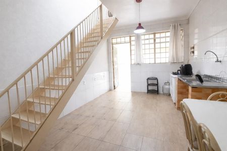 Casa para alugar com 120m², 2 quartos e sem vaga Casa para alugar com 120m², 2 quartos e sem vagaÁrea Comum