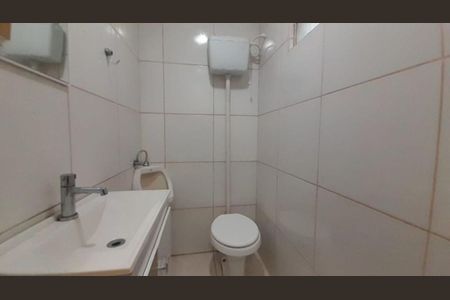 Casa para alugar com 120m², 2 quartos e sem vaga Casa para alugar com 120m², 2 quartos e sem vagaBanheiro 1