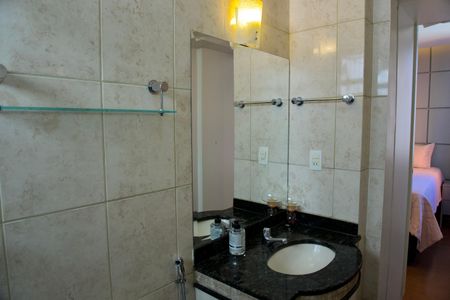 Apartamento à venda com 88m², 3 quartos e 2 vagasSuíte - Banheiro