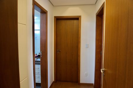 Apartamento à venda com 88m², 3 quartos e 2 vagasCorredor