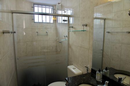 Apartamento à venda com 88m², 3 quartos e 2 vagasSuíte - Banheiro