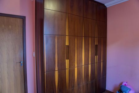 Apartamento à venda com 88m², 3 quartos e 2 vagasQuarto 2