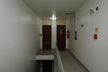 Apartamento à venda com 49m², 2 quartos e 1 vagaÁrea comum - Saguão do andar