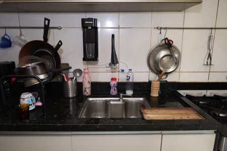 Apartamento à venda com 49m², 2 quartos e 1 vagaCozinha