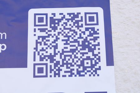 Apartamento à venda com 49m², 2 quartos e 1 vagaPlaca instalada na fachada do condomínio - Código da placa: HBJM-60