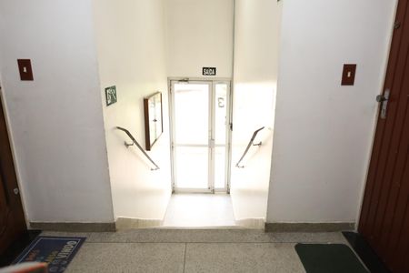 Apartamento à venda com 49m², 2 quartos e 1 vagaÁrea comum - Saguão do prédio