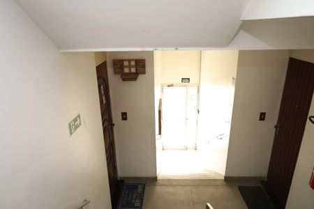Apartamento à venda com 49m², 2 quartos e 1 vagaÁrea comum - Saguão do prédio