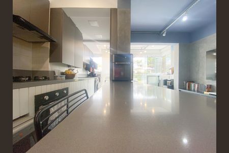 Apartamento à venda com 71m², 2 quartos e 2 vagasCozinha