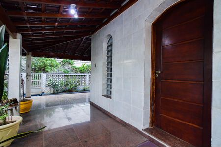 Casa para alugar com 361m², 3 quartos e 10 vagasEntrada Social 