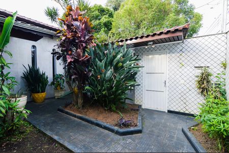 Casa para alugar com 361m², 3 quartos e 10 vagasEntrada Social 