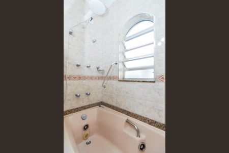 Casa para alugar com 361m², 3 quartos e 10 vagasBanheiro da Suíte