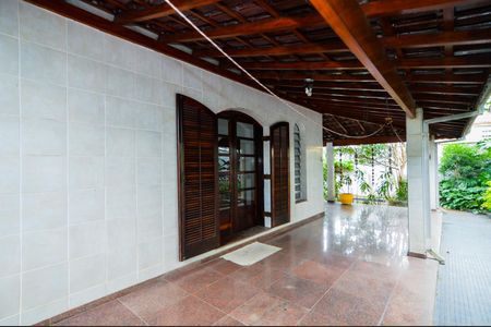 Casa para alugar com 361m², 3 quartos e 10 vagasVaranda da Sala