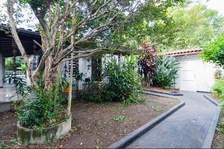 Casa para alugar com 361m², 3 quartos e 10 vagasEntrada Social 