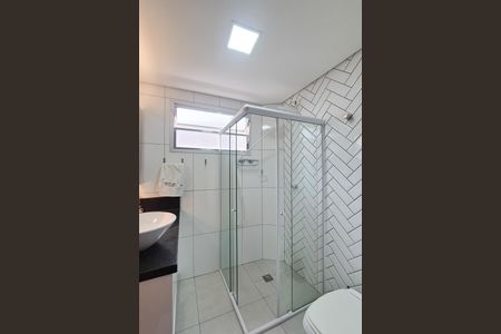 Apartamento à venda com 66m², 2 quartos e 1 vagaBanheiro Social