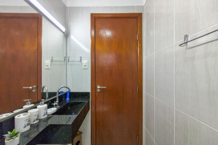 Apartamento para alugar com 72m², 2 quartos e 1 vagaBanheiro da Suíte