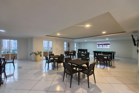 Apartamento para alugar com 72m², 2 quartos e 1 vagaÁrea comum - Salão de festas