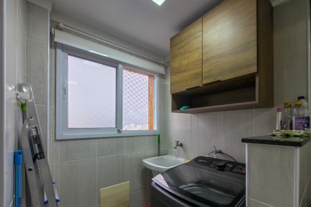 Apartamento para alugar com 72m², 2 quartos e 1 vagaÁrea de Serviço