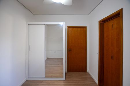 Suíte 2 de casa à venda com 3 quartos, 140m² em Jardim Olímpia, São Paulo