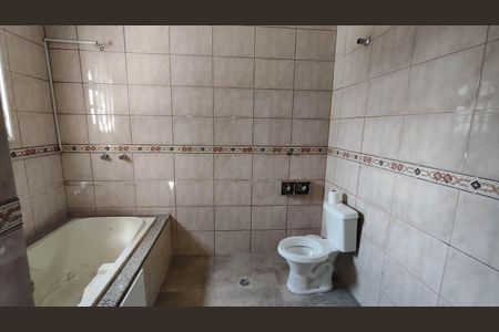Casa à venda com 180m², 4 quartos e 1 vagaBanheiro da Suíte