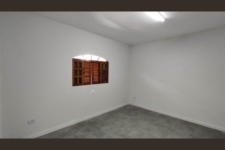 Casa à venda com 180m², 4 quartos e 1 vagaSuíte