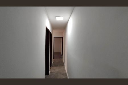 Casa à venda com 180m², 4 quartos e 1 vagacorredor interno