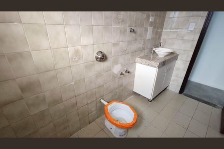 Casa à venda com 180m², 4 quartos e 1 vagaBanheiro social