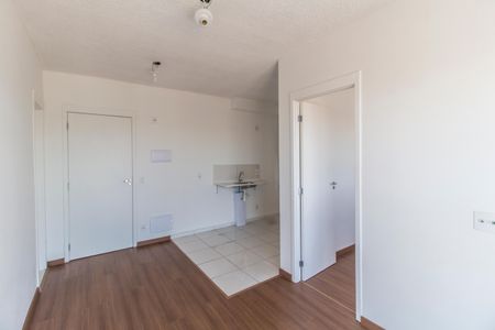 Sala  de apartamento para alugar com 2 quartos, 40m² em Vila Sul Americana, Carapicuíba