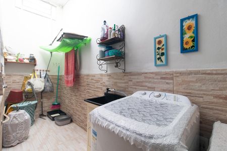 Casa à venda com 130m², 2 quartos e 2 vagasÁrea de Serviço