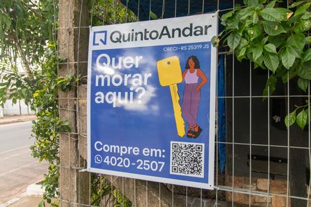 Casa à venda com 130m², 2 quartos e 2 vagasPlaca