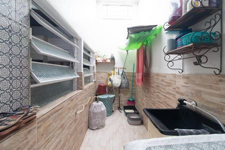 Casa à venda com 130m², 2 quartos e 2 vagasÁrea de Serviço