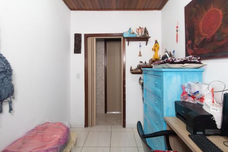 Quarto 2 de casa à venda com 2 quartos, 130m² em Restinga, Porto Alegre