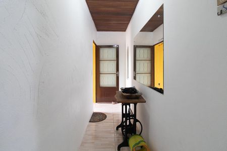 Casa à venda com 130m², 2 quartos e 2 vagasEntrada