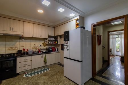 Casa à venda com 279m², 3 quartos e 2 vagasCozinha