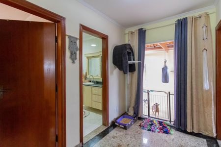 Casa à venda com 279m², 3 quartos e 2 vagasHall dos Quartos