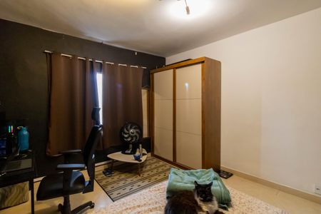 Casa à venda com 279m², 3 quartos e 2 vagasQuarto 1