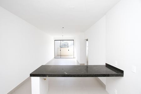 Apartamento à venda com 78m², 2 quartos e 2 vagasCozinha