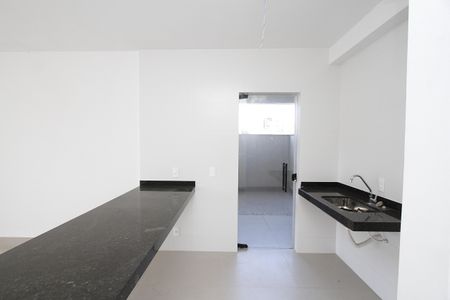 Apartamento à venda com 78m², 2 quartos e 2 vagasCozinha
