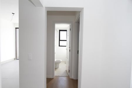 Apartamento à venda com 78m², 2 quartos e 2 vagasCorredor